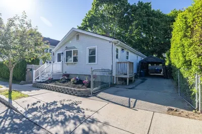 345 Arnold St