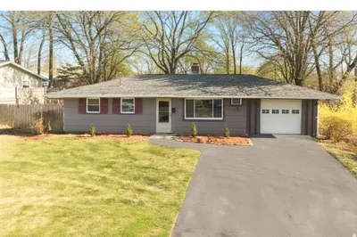 19 Ruth Rd