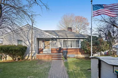 94 Cambridge Rd 1