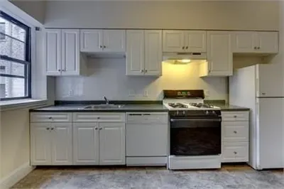 7 Naples Rd #4