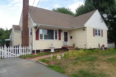 79 Sycamore St