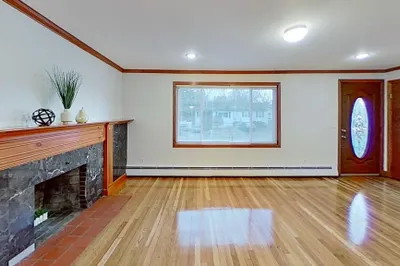 2 Markle Cir 1