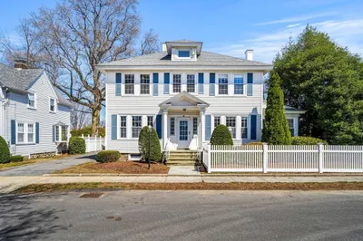 36 Richardson Avenue