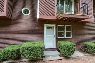 330 Thurston Street #330 1