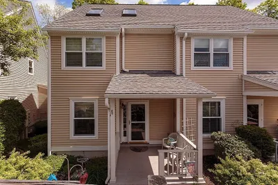 56 Hammond Place #56 1