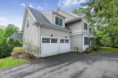 7 Bemis Rd