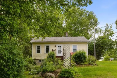 48 Purity Springs Rd 1