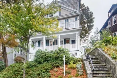 80 Aldrich St #2