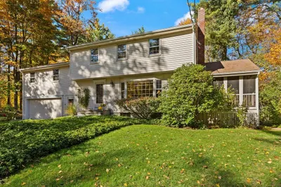 16 Blacksmith Dr