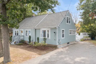 66 Harriett Ave