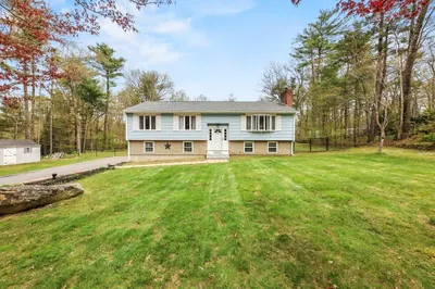 9 Tanglewood Drive