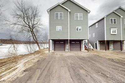 46 Hastings Avenue 1