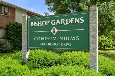 73 Bishop Dr #73 1