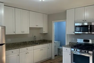 36 Nelson St #1