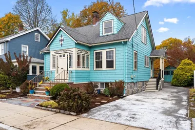 105 Chesbrough Rd