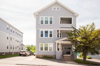 26 Sterling St 1