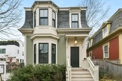 252 PeArl Street #A