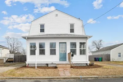 394 Sargent Street 1