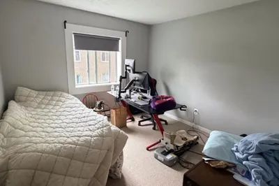1 Universal St #9 1