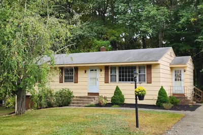 9 Nancy Dr