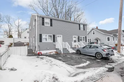 66 Crescent St #66 1