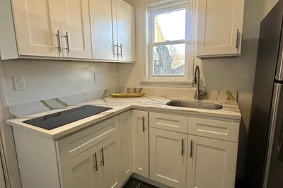 23 W 5th St #1B