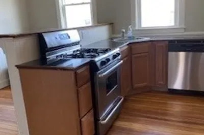 136 South St #1