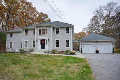 485 Howard St 1