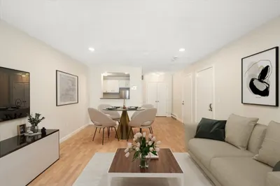 176 Swanson Street #307 1