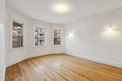 19 Thelma Rd #2