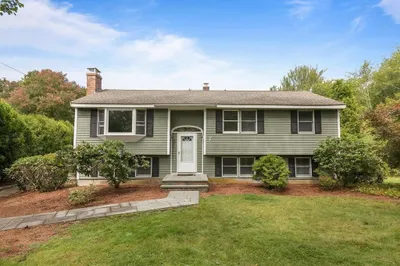 7 Rockpoint Road