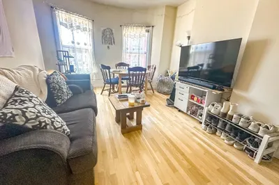 38 S. Huntington Ave #3 1