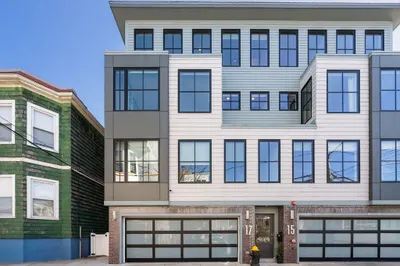 15-17 Swallow St #2