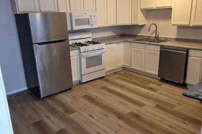 526 Third Street #6 1