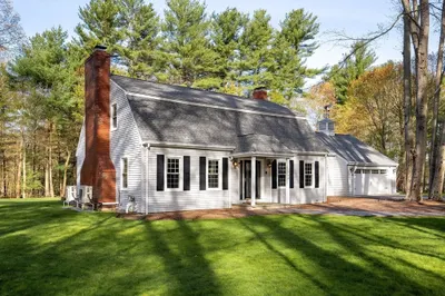 165 Pine Street (23 Lili Way) St 1