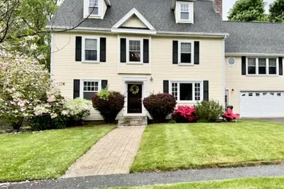 6 Barbara Rd