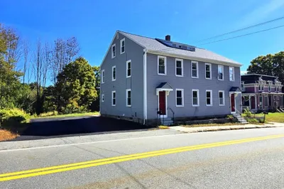 445 Putnam Hill