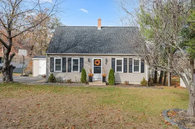 8 Dawson Cir
