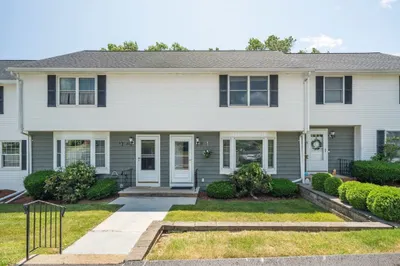 22 Brandee Ln #22 1
