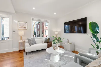 2 Gold Star Court 1