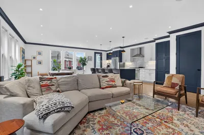5 Caspian Way #2 1
