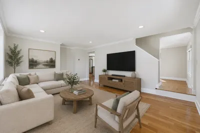 82 Putnam St #2 1