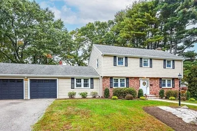 77 Croydon Rd 1