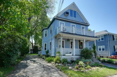 10 Woodland Street #10