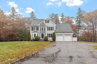 91 Lunenburg Rd 1