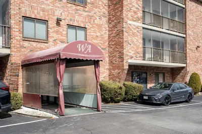 111 Devir St #204