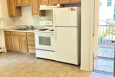 17 Carmel St #2