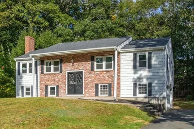 405 Brenda Ln 1