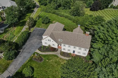 83 Great Hill Rd 1