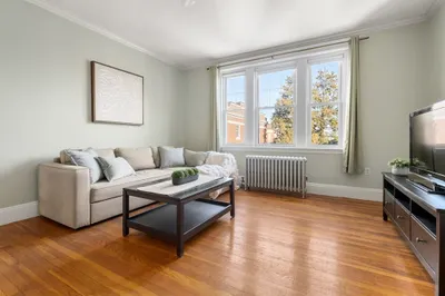 52 Babcock St #5